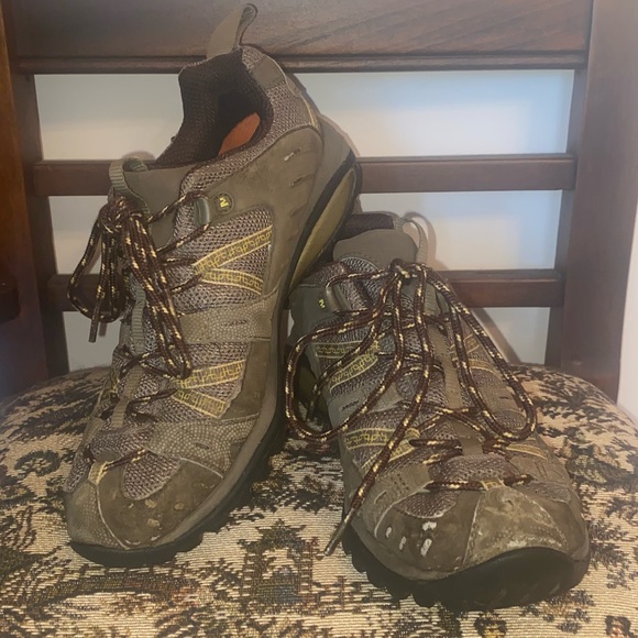 Merrell Siren Sport Gore-Tex XCR Hiking Shoes Women’s 6.5 Vibram - Picture 2 of 12